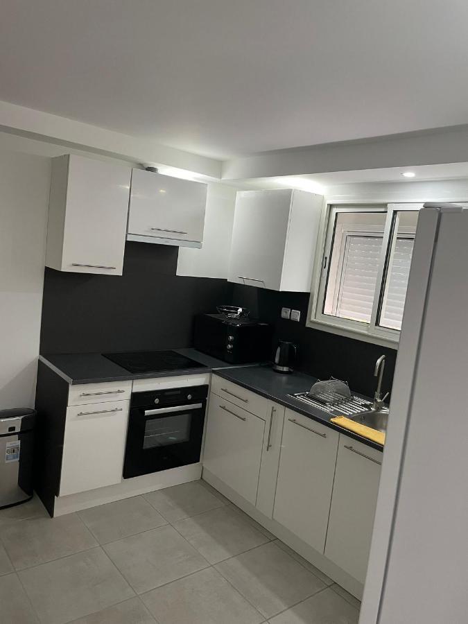 App T2 A Apartment *